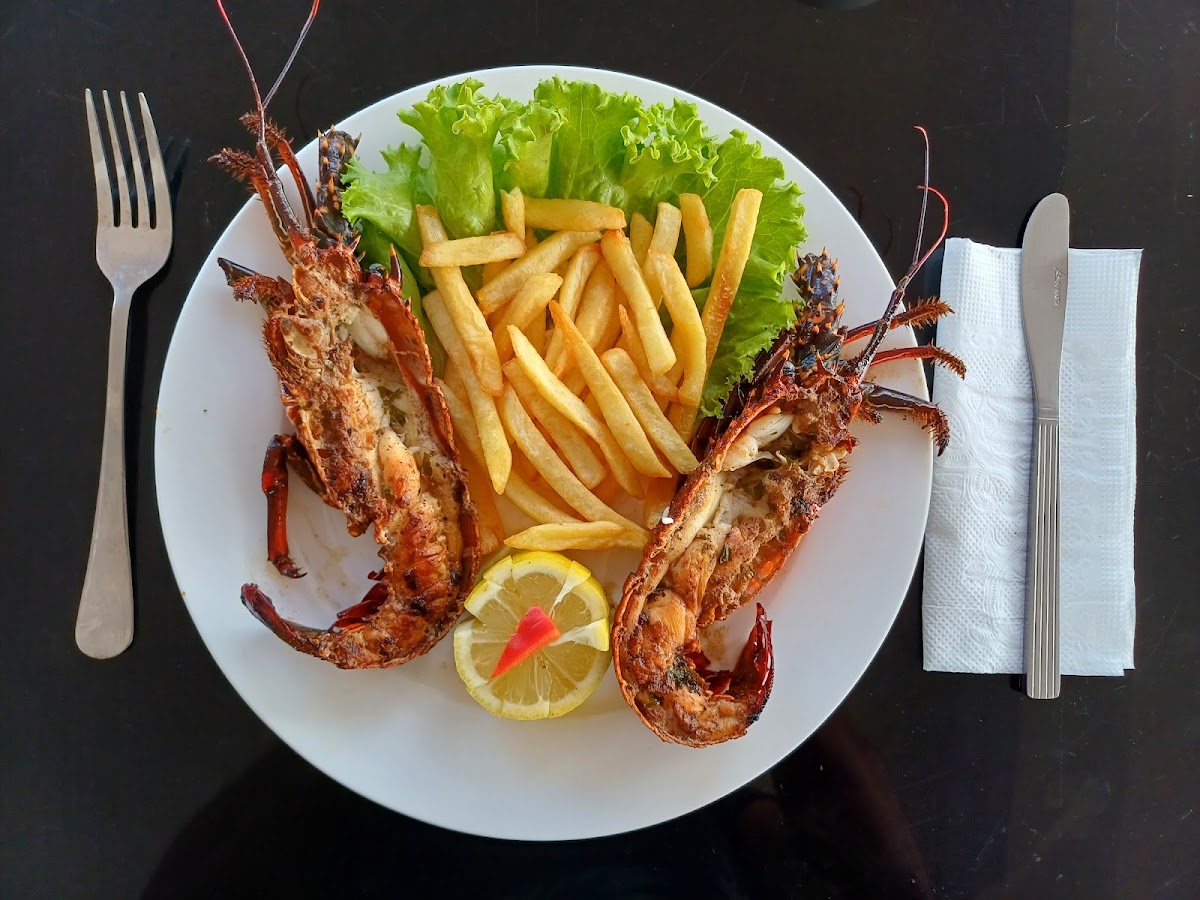 N1 Burgers N Café Photos 2